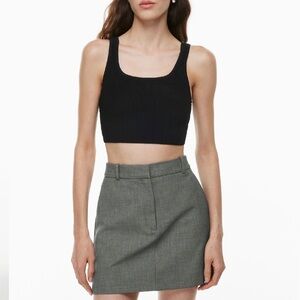 Aritzia Babaton Sculpt Knit Squareneck Cropped Tank in Black